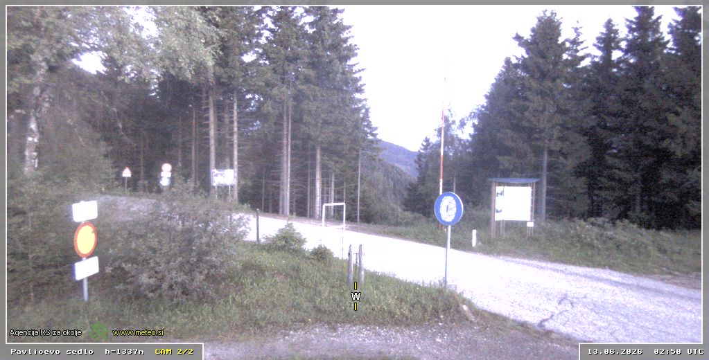 Webcam Pavličevo sedlo 1337 m - view towards west