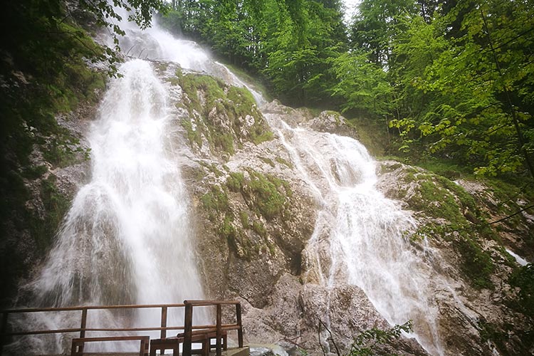 Palenk waterfall