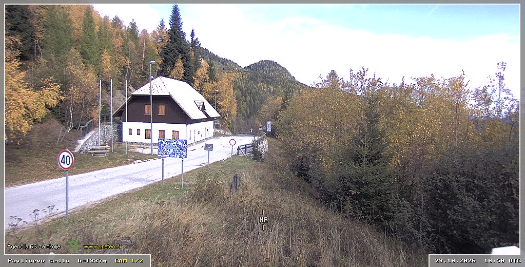 Webcam Pavličevo sedlo 1337 m - view towards northeast